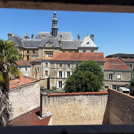 Zen Apparemment Centre-ville Historique Appartement Niort